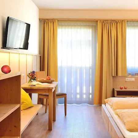 Anich Guest house